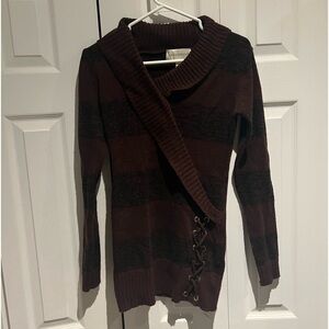 Burgandy knitted Women’s Sweater S/P